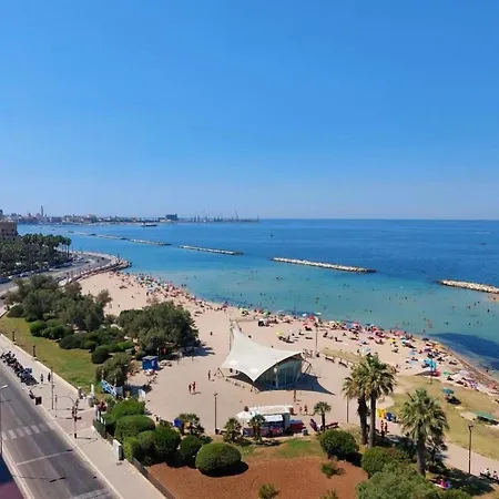 Loft Corso Trieste Terrazza Sul Mare 公寓